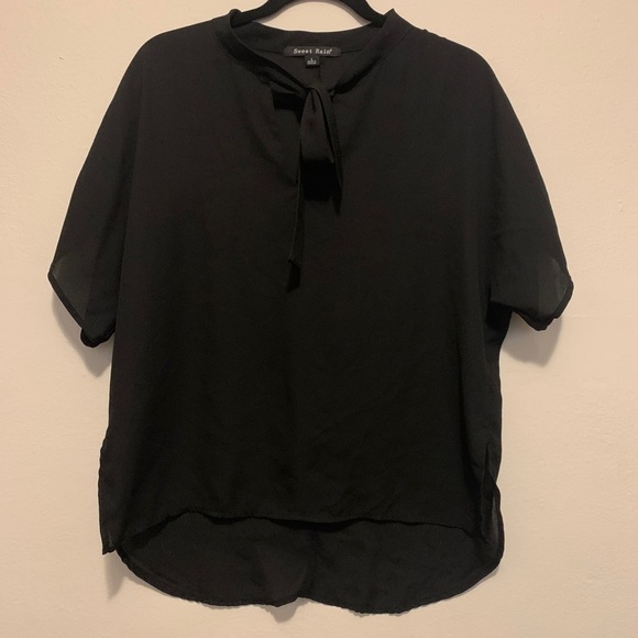 Sweet Rain Blouse - Picture 1 of 4